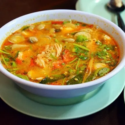 Tom Yum with Prawns